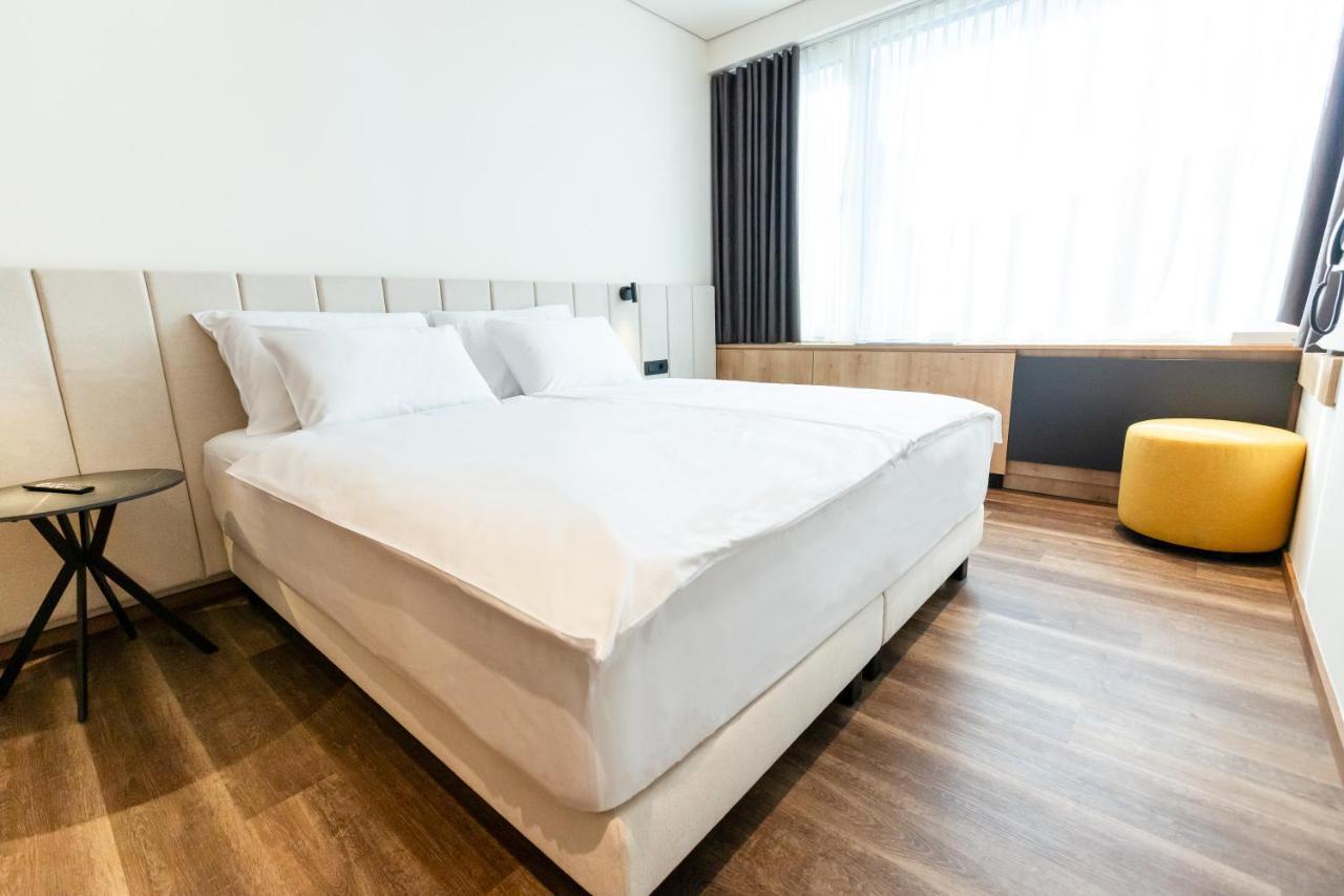 Hotel Lonca Škofja Loka Zewnętrze zdjęcie